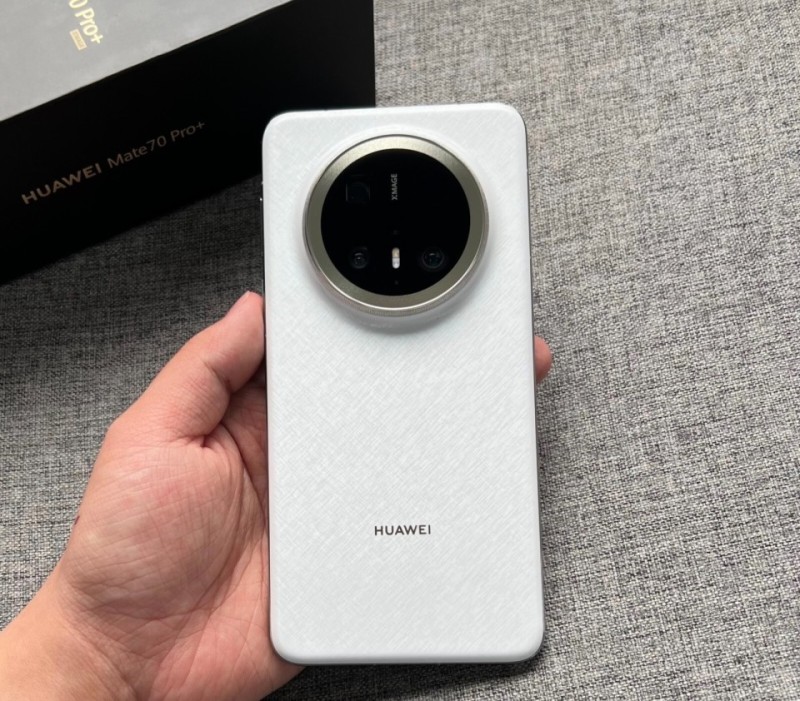 华为逐步清仓！麒麟9020+3D解锁+双卫星通信，16GB+1TB降幅高达1800元