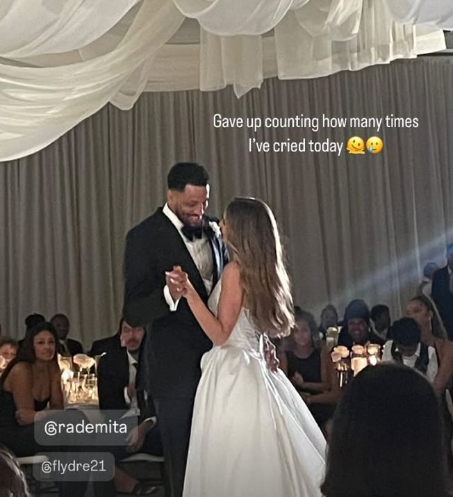 NBA最美女主播瑞秋与罗伯森举行婚礼！篮球女神身穿白裙太仙了