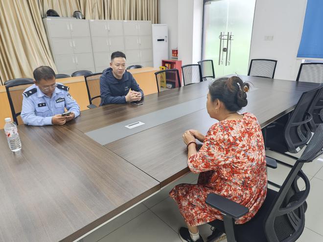 东渚街道：管道漏水引纠纷 协商议事促整改