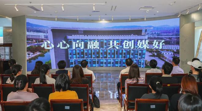 柯桥政媒携手探索“为老服务”新路径