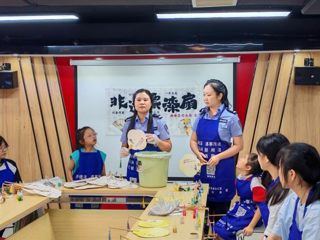 漆韵绘法扇，童心传法音——雁峰区司法局法律援助中心与先锋社区共谱普法新篇
