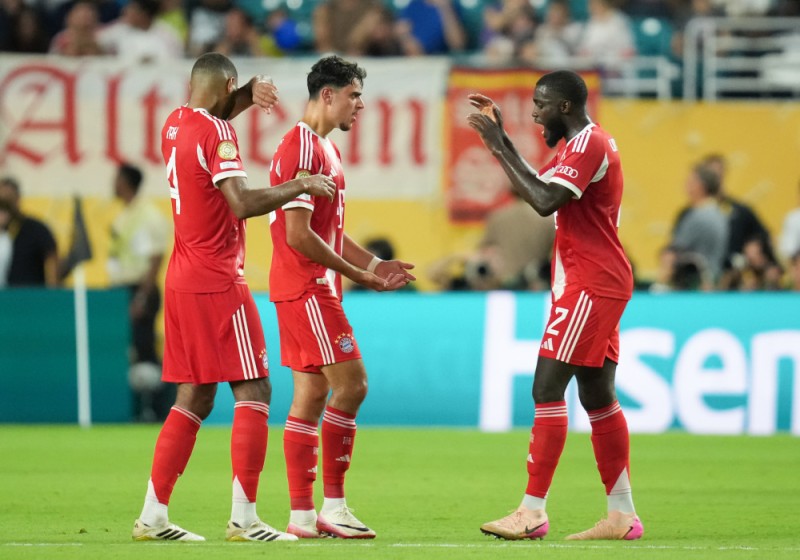 足球——世俱杯小组赛：拜仁慕尼黑队胜博卡青年队(2)