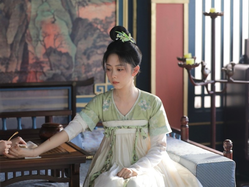 40集《逍遥》央视播出，赵丽颖给谭松韵作配，这剧想不火都难！