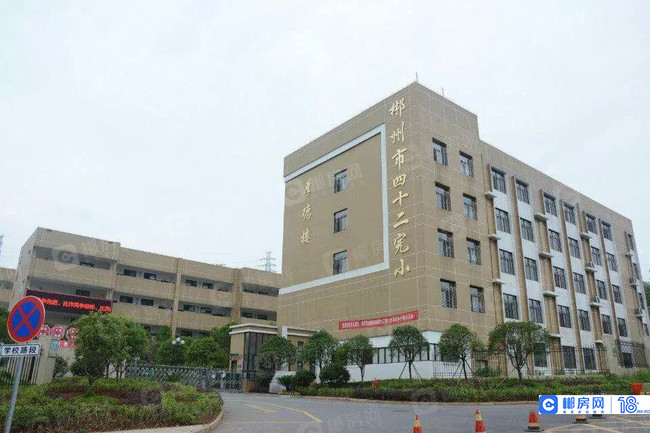 1648610574476764.jpg 2ac8512dbb464e5d9c899b13003ae227.jpg